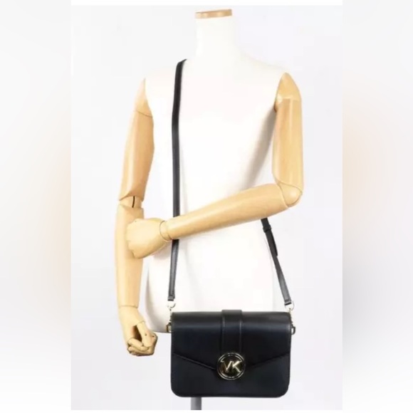 New Michael Kors Carmen Medium Convertible Shoulder Bag Black - Picture 5 of 8